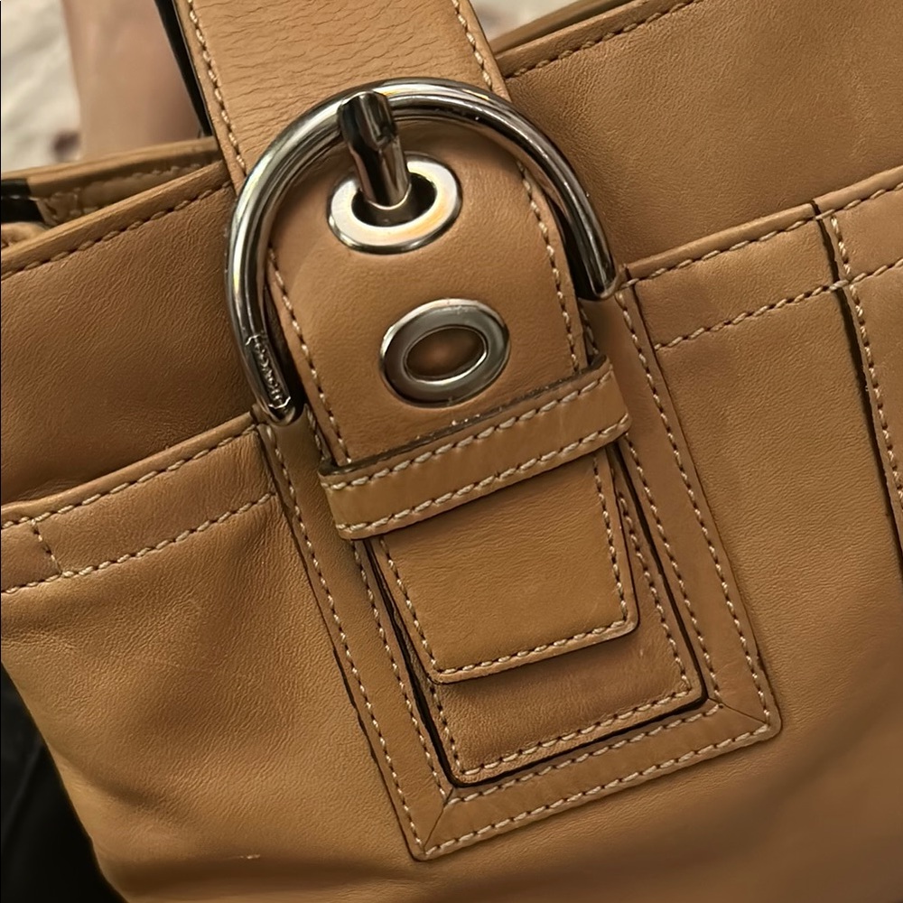 Coach Tan Leather Tote Bag - Picture 5 of 13
